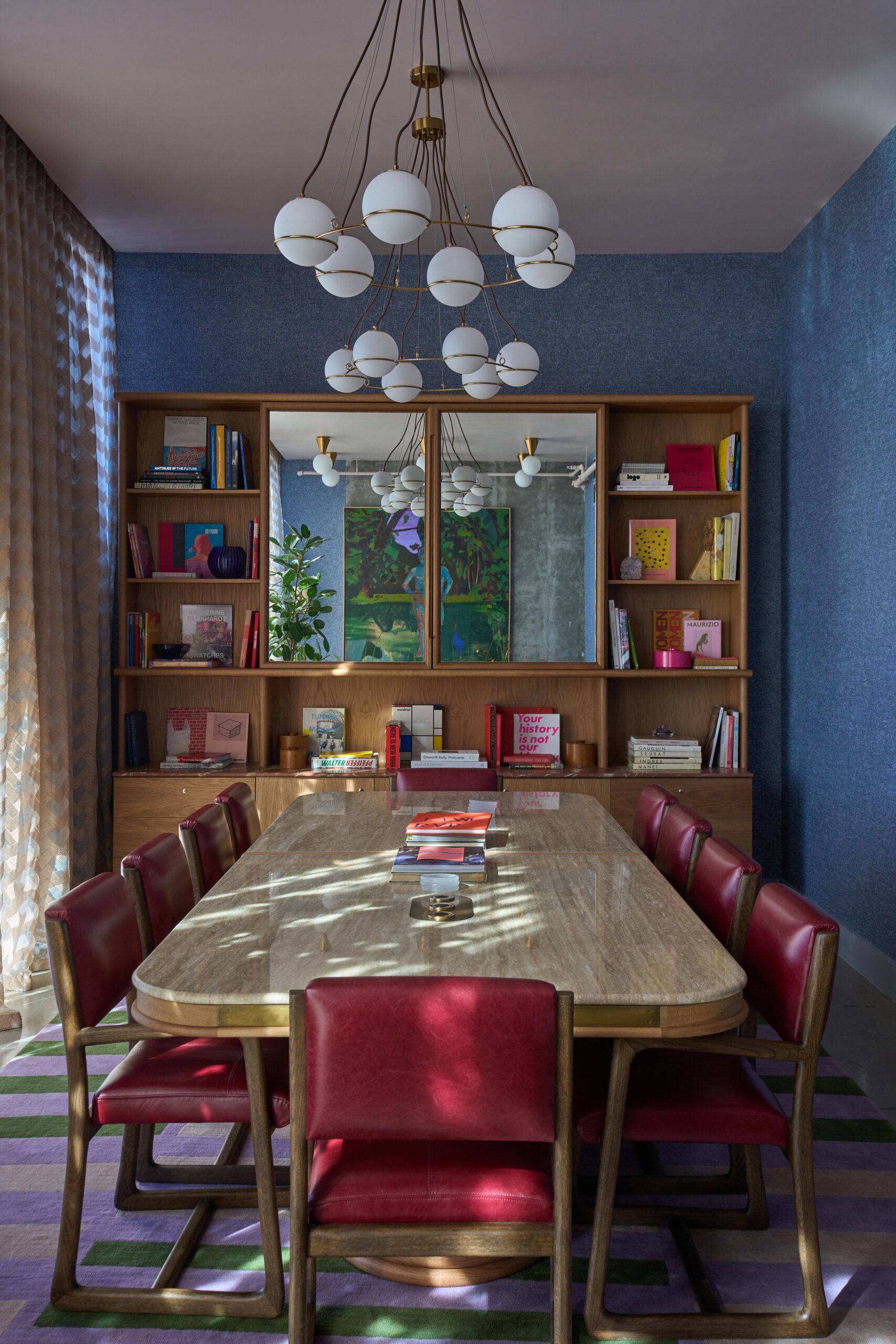 The-Malin-Williamsburg_Interior-Photography_Max-Lemoine_Make-Collective_Meeting-Room